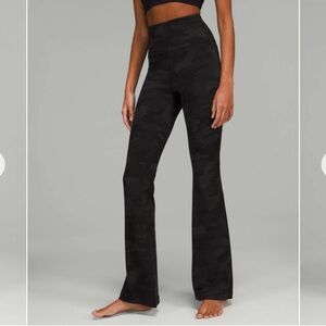 Lululemon Groove Super-High-Rise Flared Pants